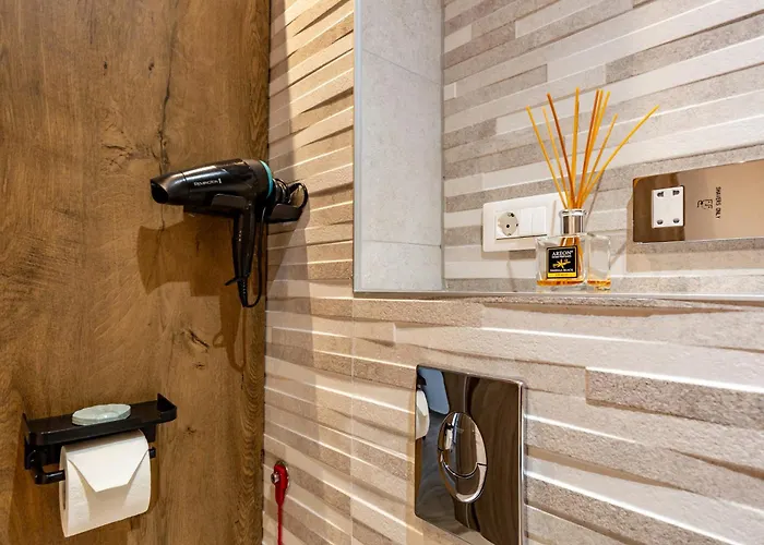 Urban Apartament Брашов